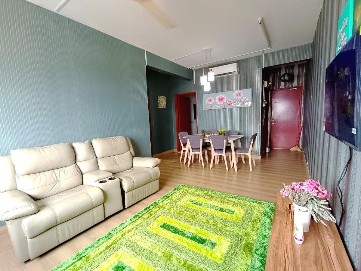 D'Luna Homestay Terengganu Sea View / Drawbrige View / Near Hsnz, Ktcc, Drawbrige Куала-Тренгану Экстерьер фото
